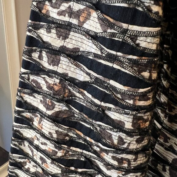 Chico's Animal Print 3/4 Sleeve Button Front Cotton Jacket, Size 1 (US 8/Med) - Picture 6 of 16